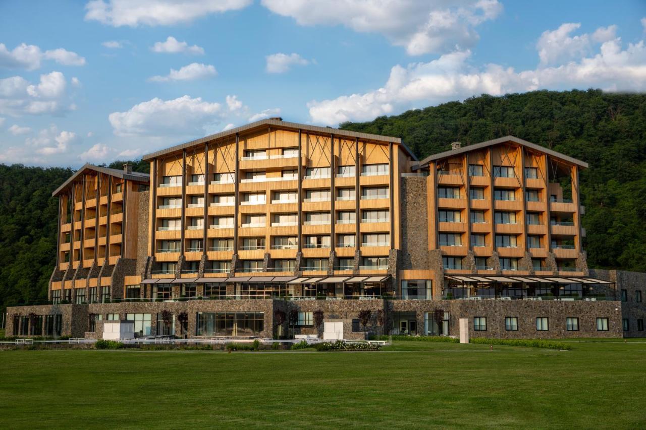 Chenot Palace Qəbələ Exterior foto